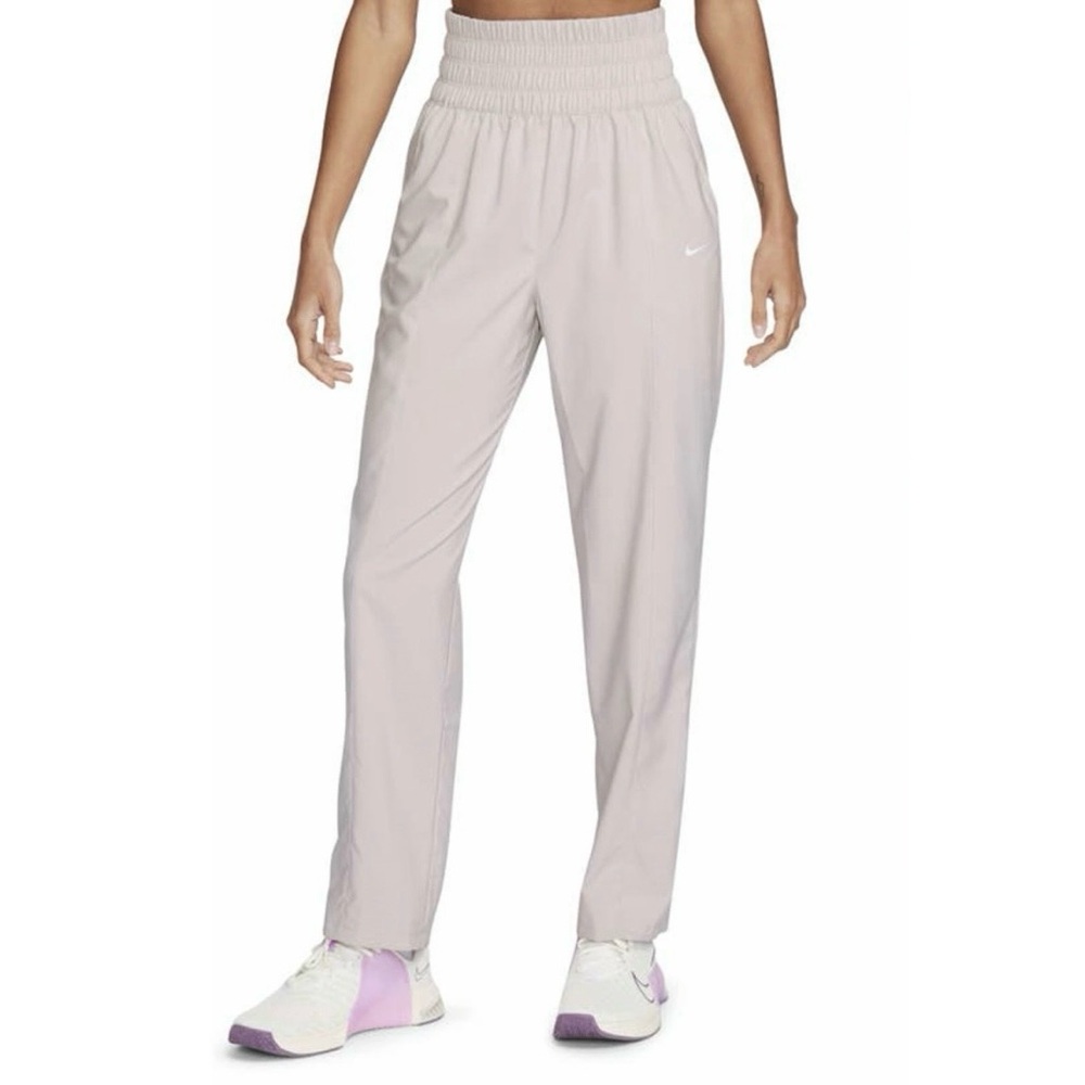 Nike Dri-Fit One Ultra High Waisted Track Pants